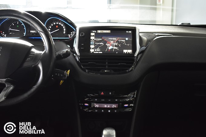 PEUGEOT BlueHDi 120 S&S Allure